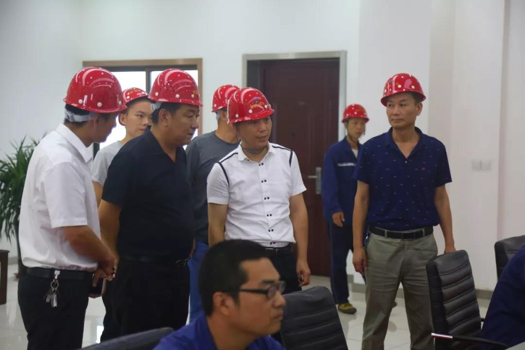 南通市经信委张正处长一行到我公司考察学习